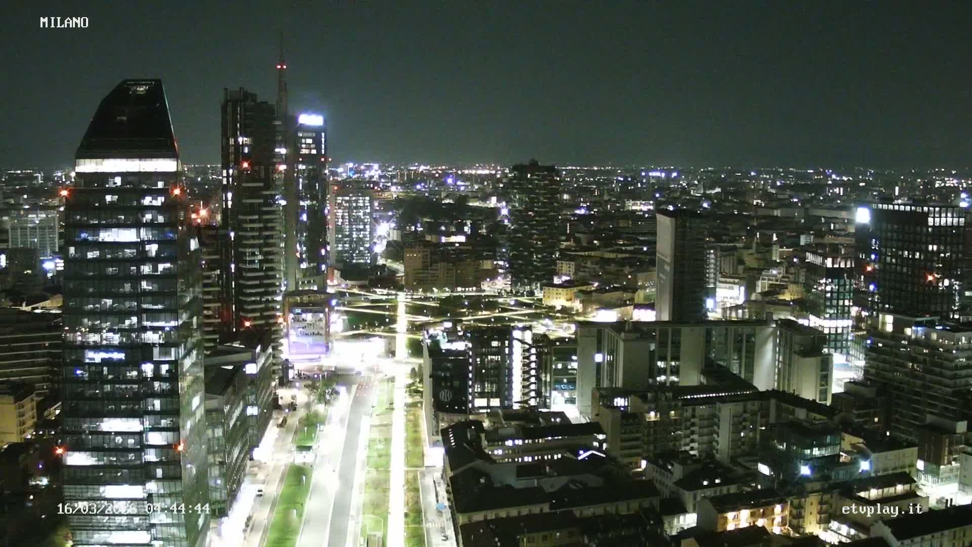 Milano City, Milan Skyline Live Cam - Lombardy, Italy