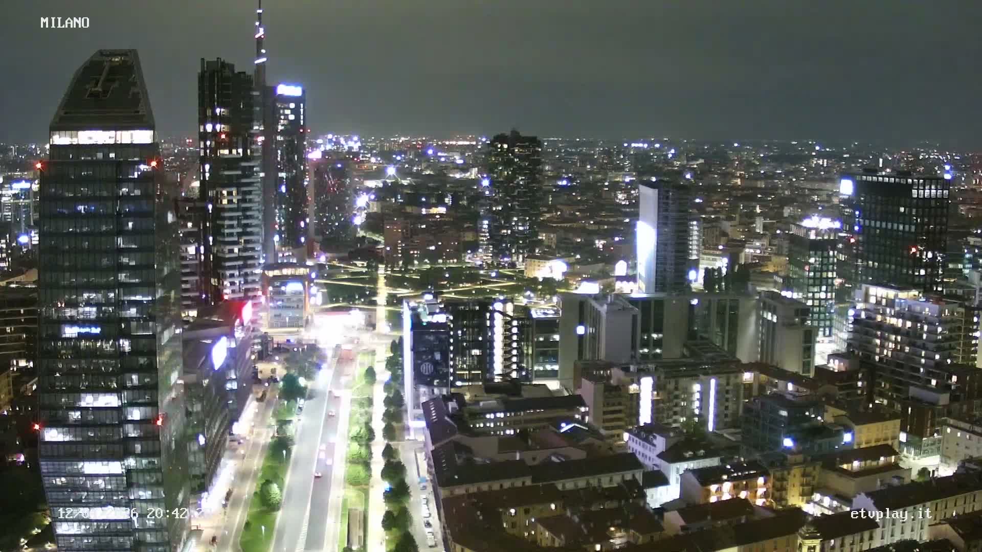 Milano City, Milan Skyline Live Cam - Lombardy, Italy