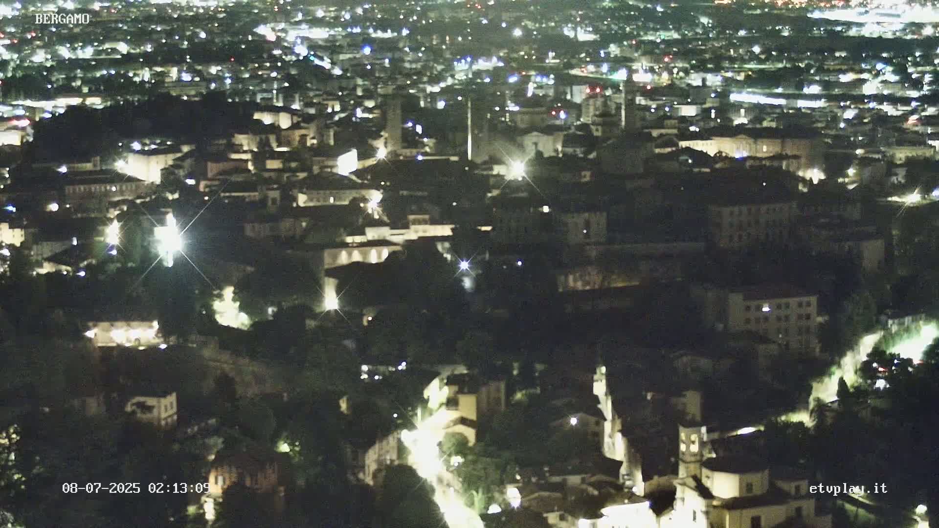 Bergamo City Skyline Live Cam - Bergamo,Lombardy, Italy