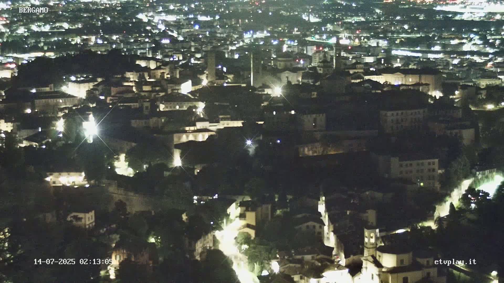 Bergamo City Skyline Live Cam - Bergamo,Lombardy, Italy