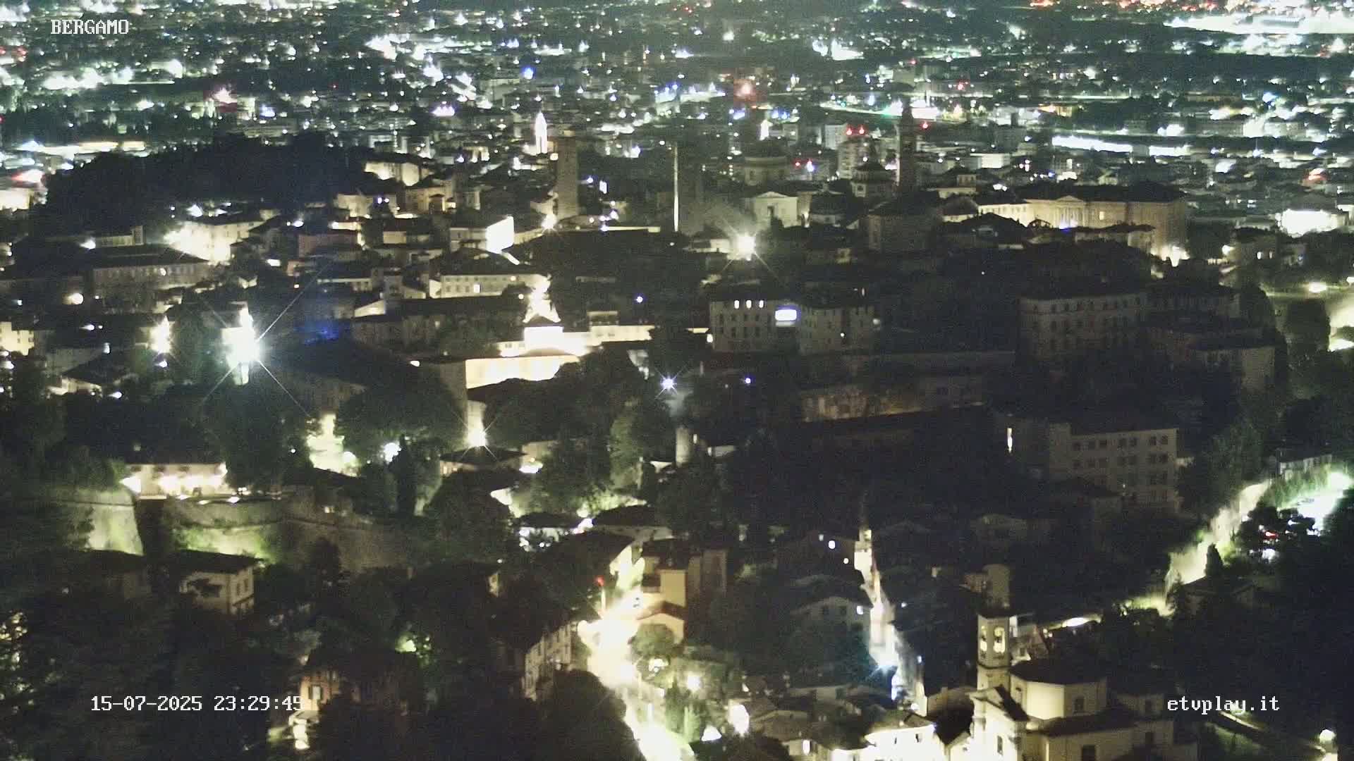Bergamo City Skyline Live Cam - Bergamo,Lombardy, Italy