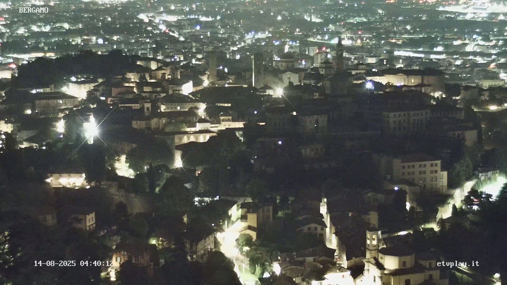 Bergamo City Skyline Live Cam - Bergamo,Lombardy, Italy