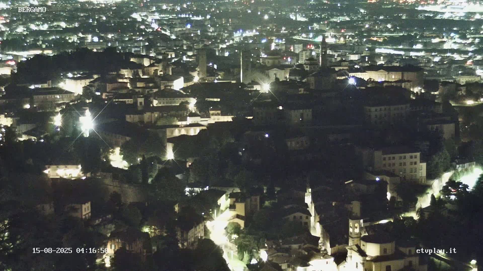 Bergamo City Skyline Live Cam - Bergamo,Lombardy, Italy