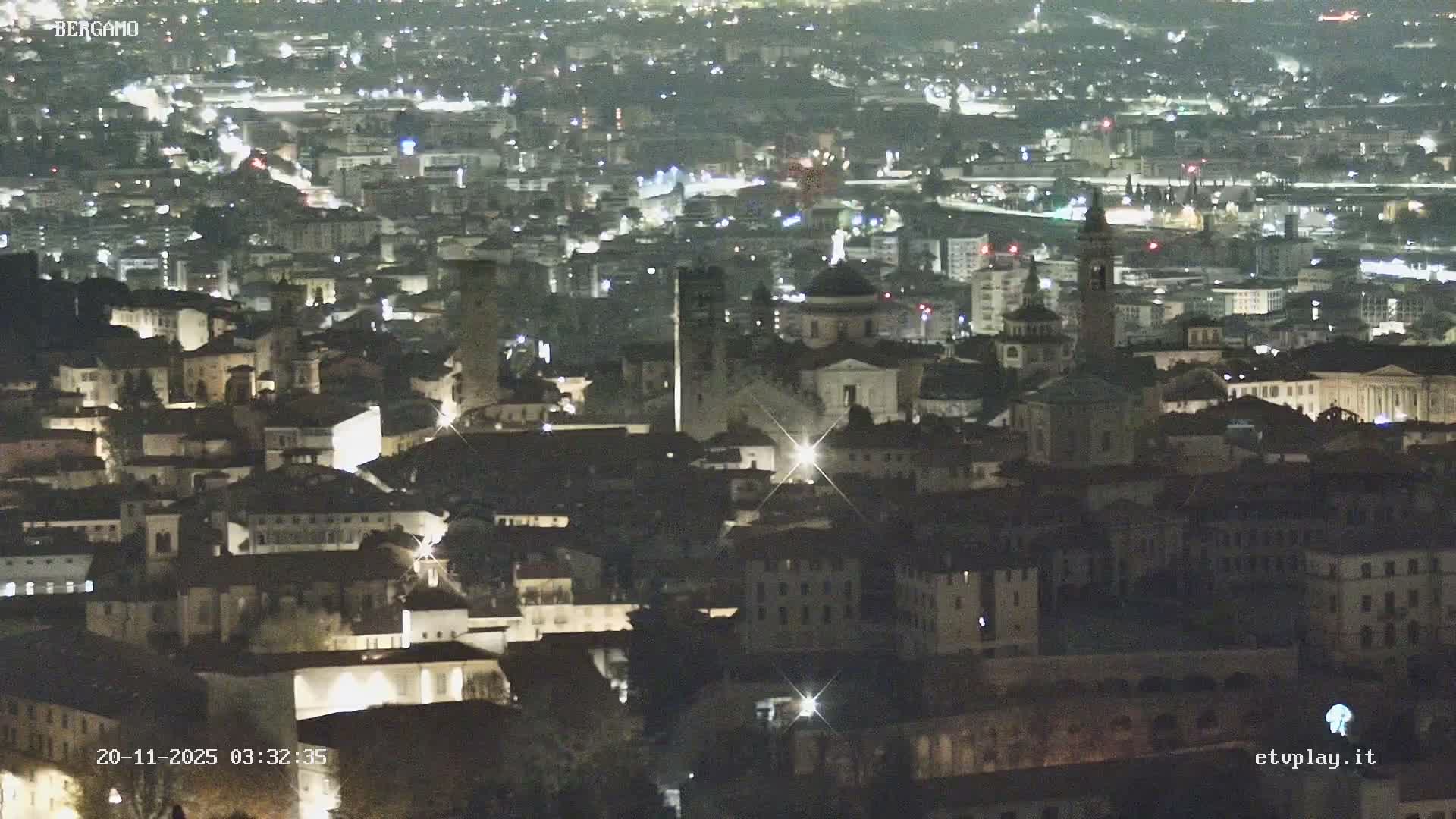 Bergamo City Skyline Live Cam - Bergamo,Lombardy, Italy