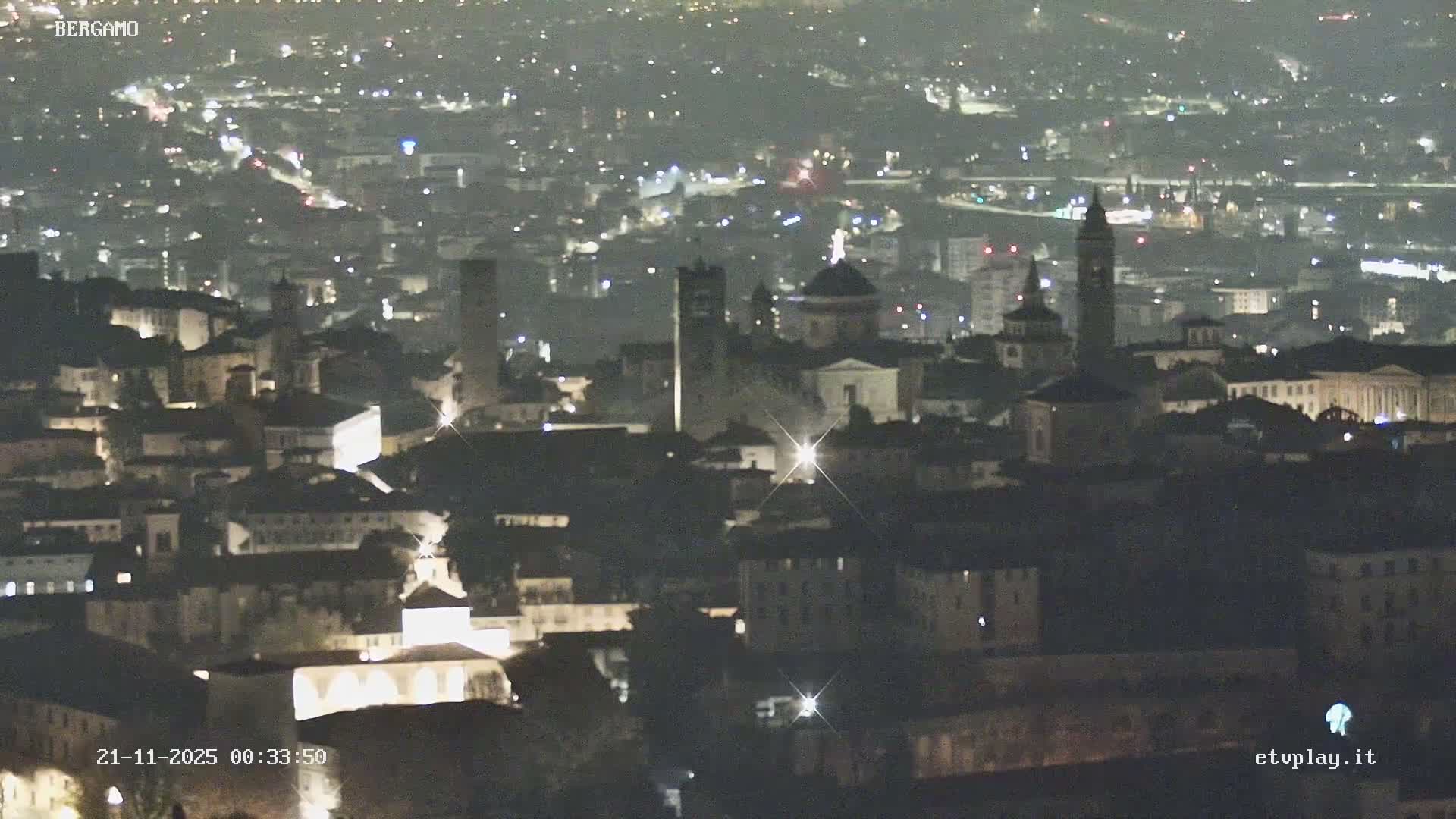 Bergamo City Skyline Live Cam - Bergamo,Lombardy, Italy