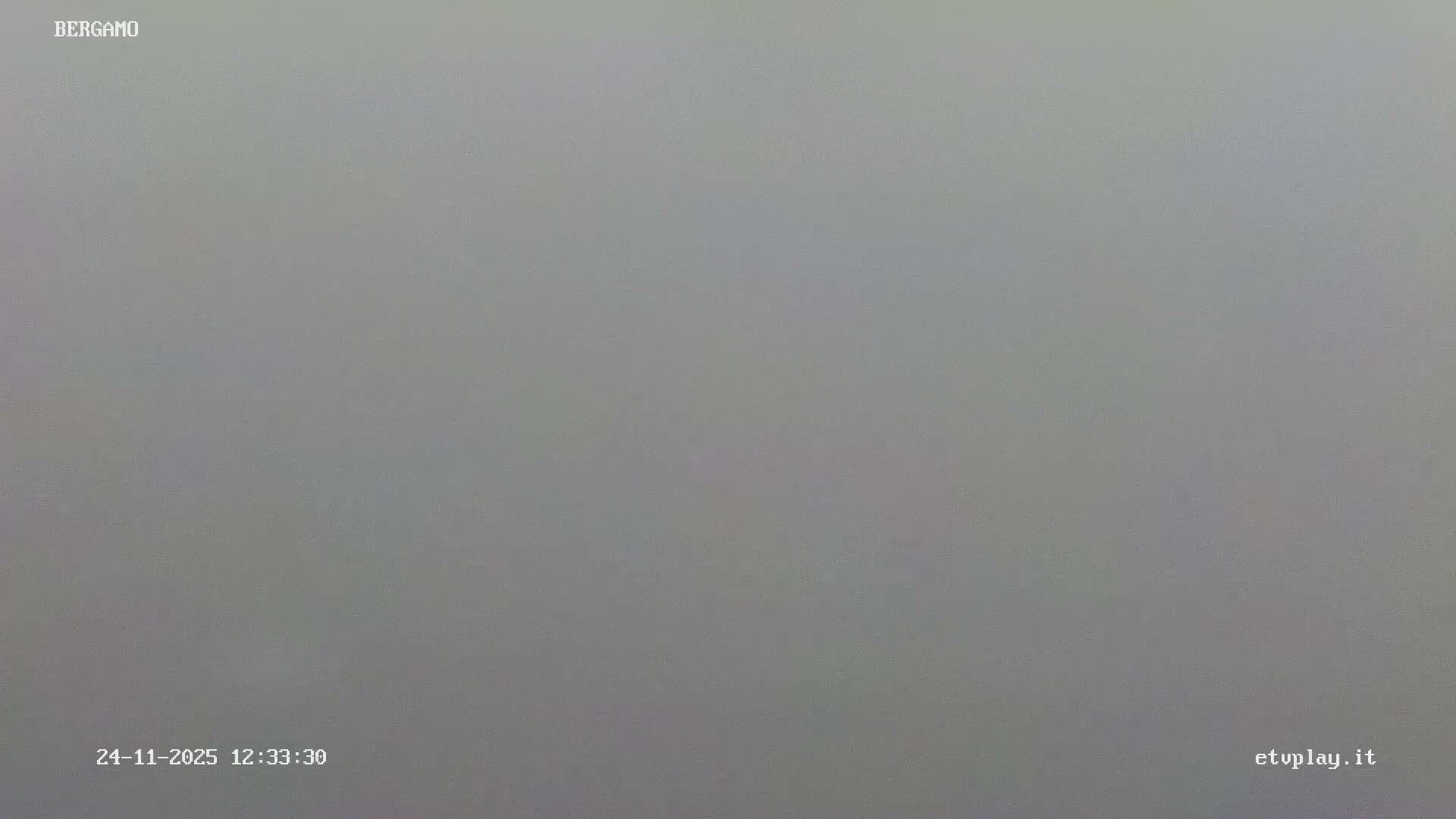 Bergamo City Skyline Live Cam - Bergamo,Lombardy, Italy