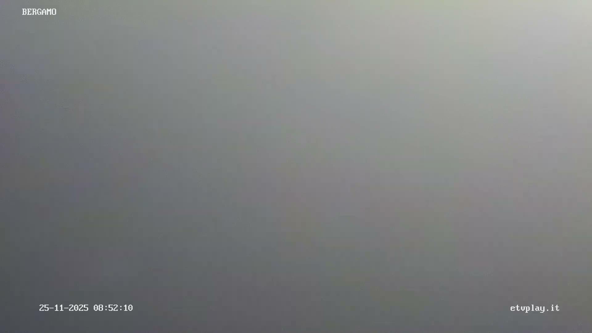 Bergamo City Skyline Live Cam - Bergamo,Lombardy, Italy