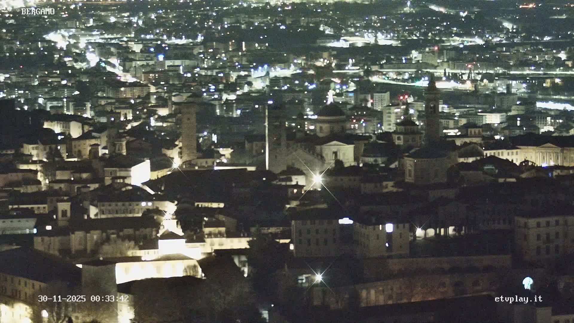Bergamo City Skyline Live Cam - Bergamo,Lombardy, Italy