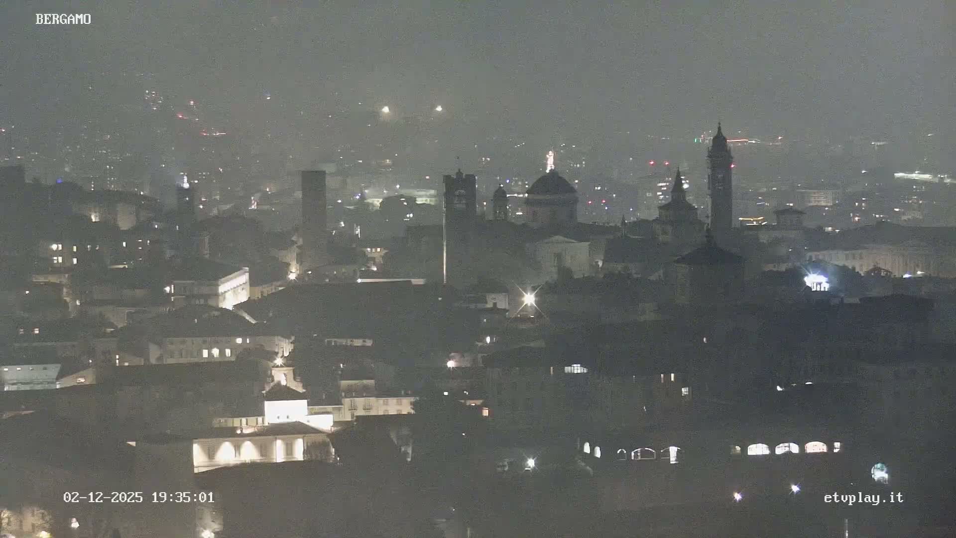 Bergamo City Skyline Live Cam - Bergamo,Lombardy, Italy
