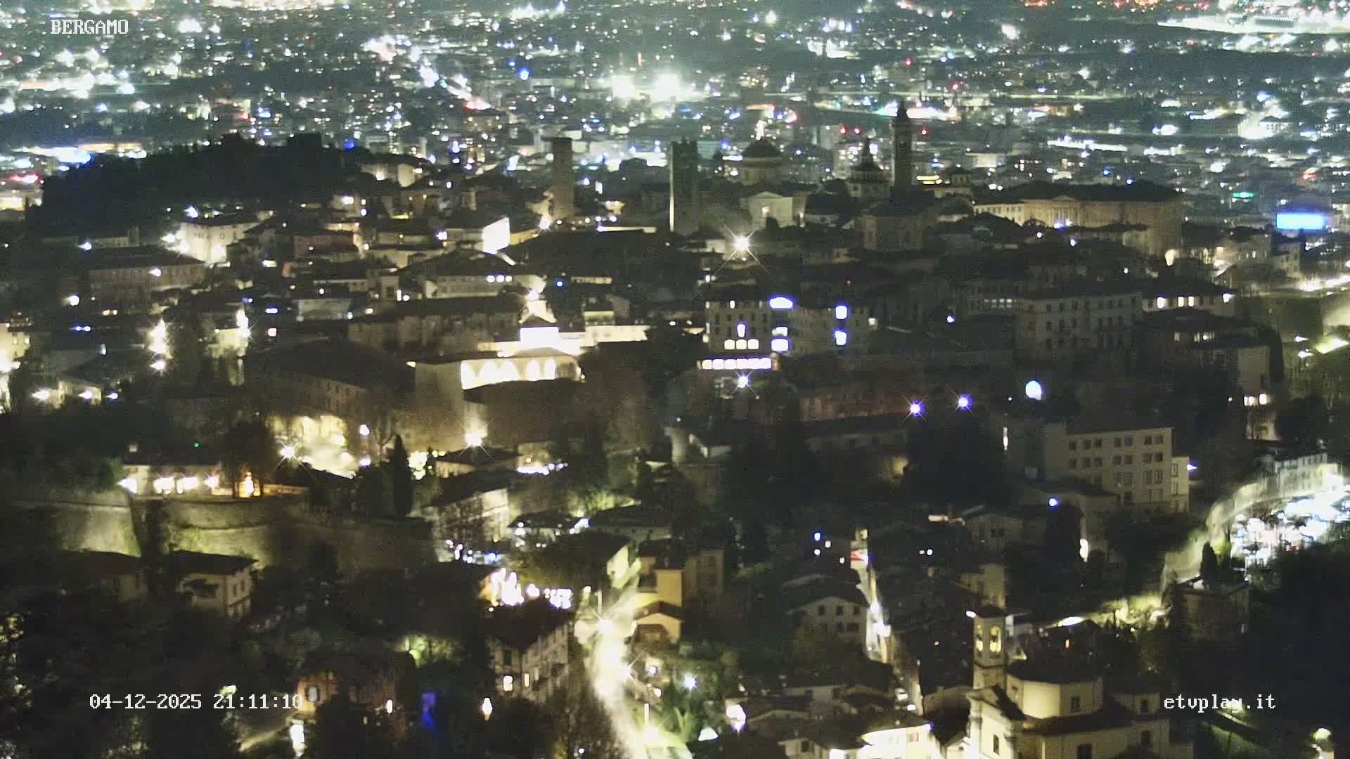 Bergamo City Skyline Live Cam - Bergamo,Lombardy, Italy