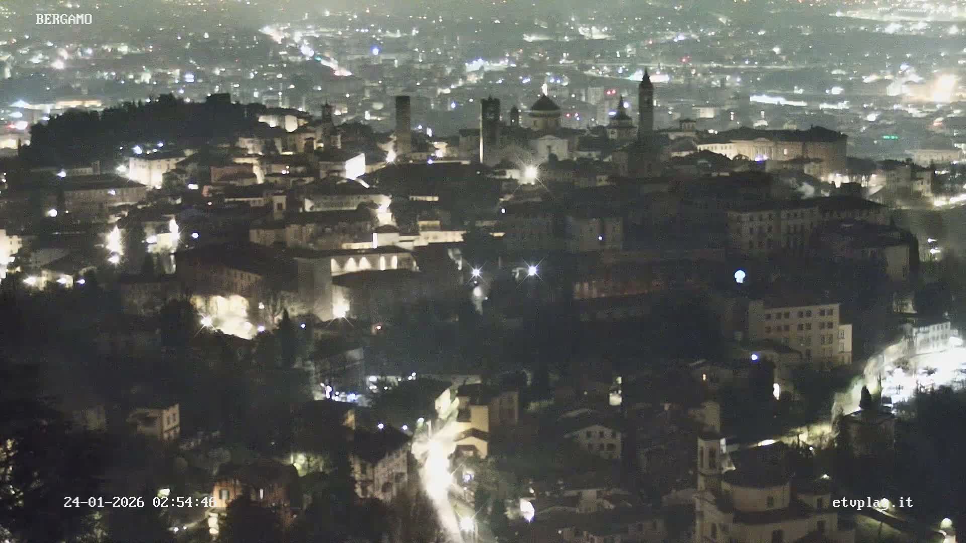 Bergamo City Skyline Live Cam - Bergamo,Lombardy, Italy