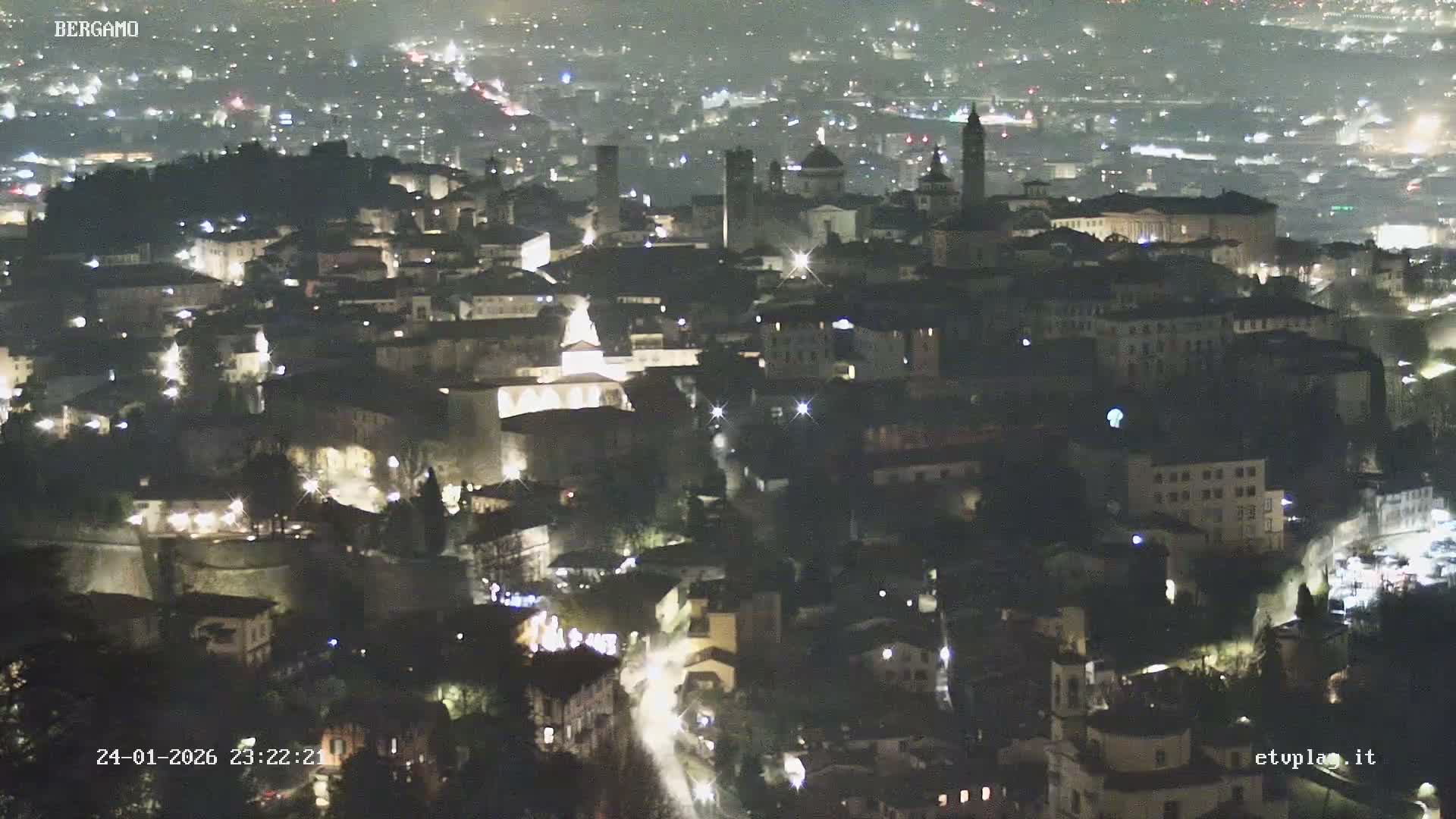 Bergamo City Skyline Live Cam - Bergamo,Lombardy, Italy