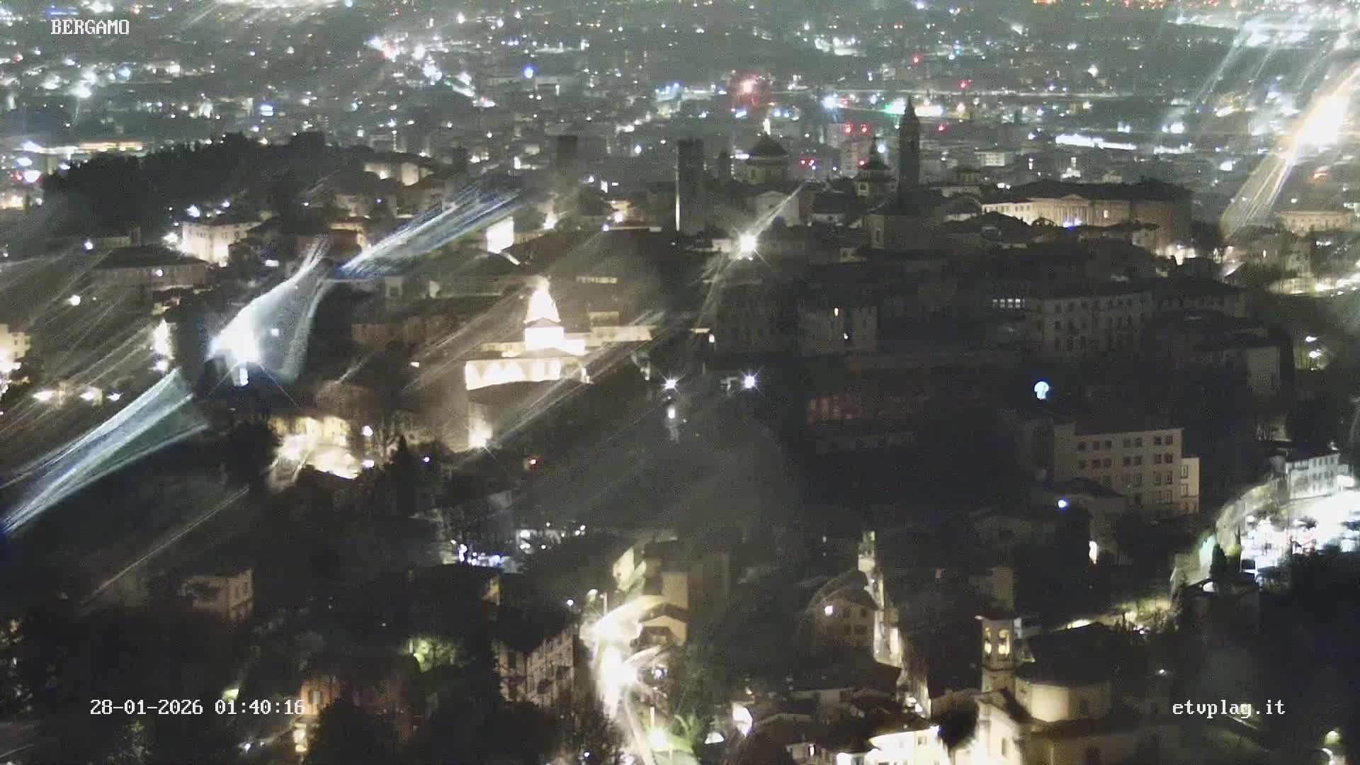 Bergamo City Skyline Live Cam - Bergamo,Lombardy, Italy