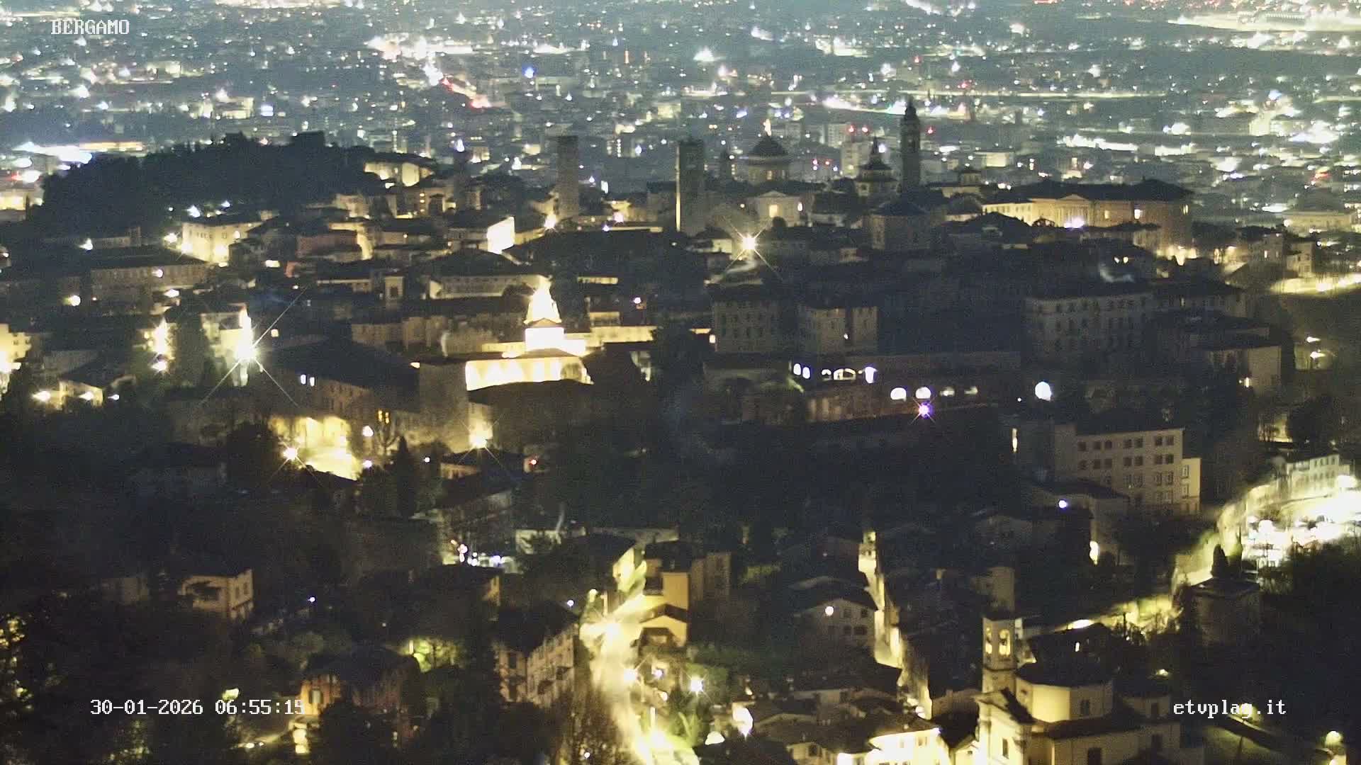 Bergamo City Skyline Live Cam - Bergamo,Lombardy, Italy