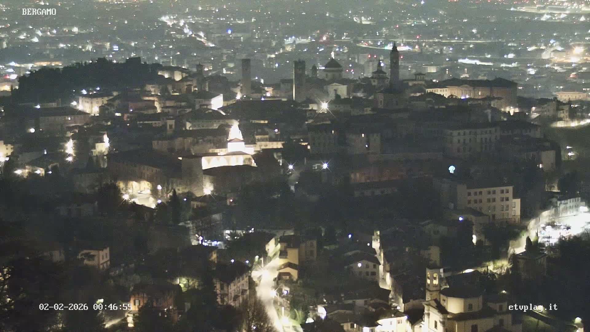 Bergamo City Skyline Live Cam - Bergamo,Lombardy, Italy