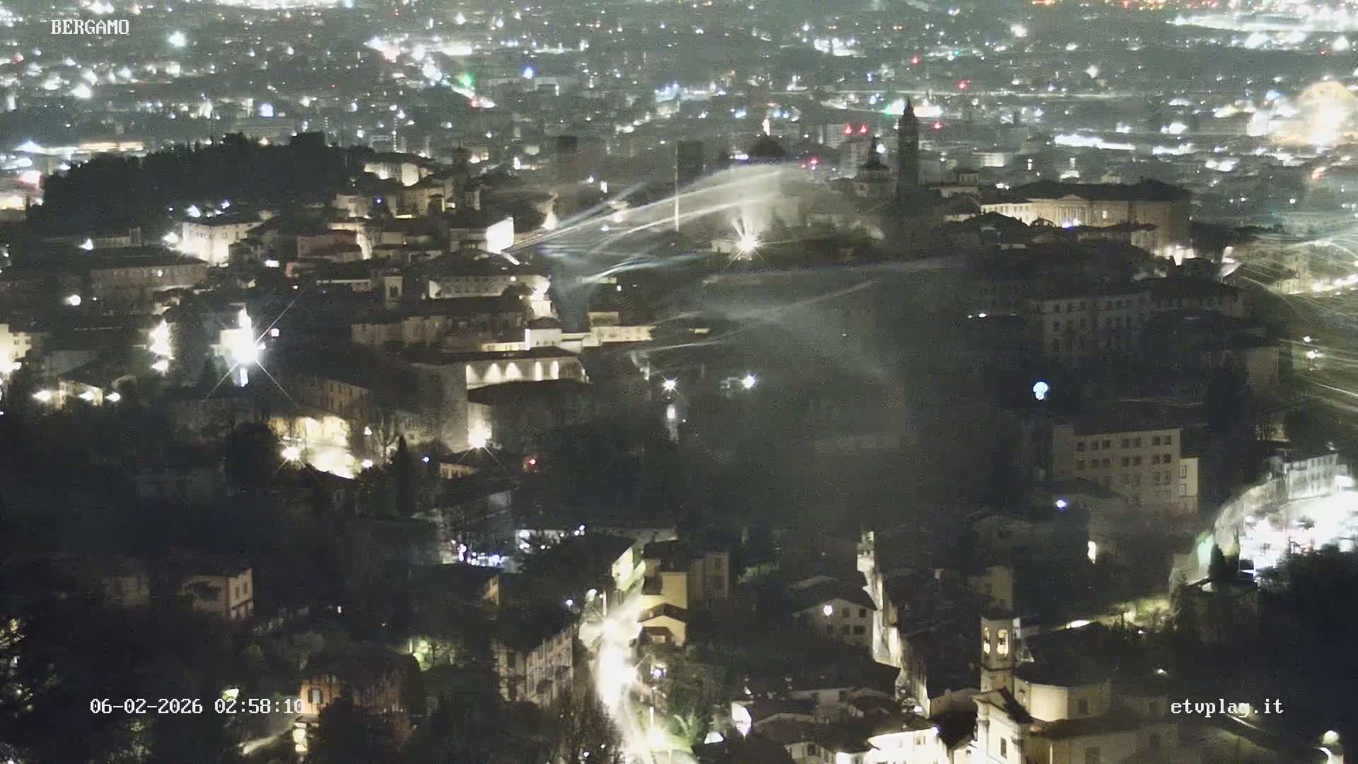 Bergamo City Skyline Live Cam - Bergamo,Lombardy, Italy