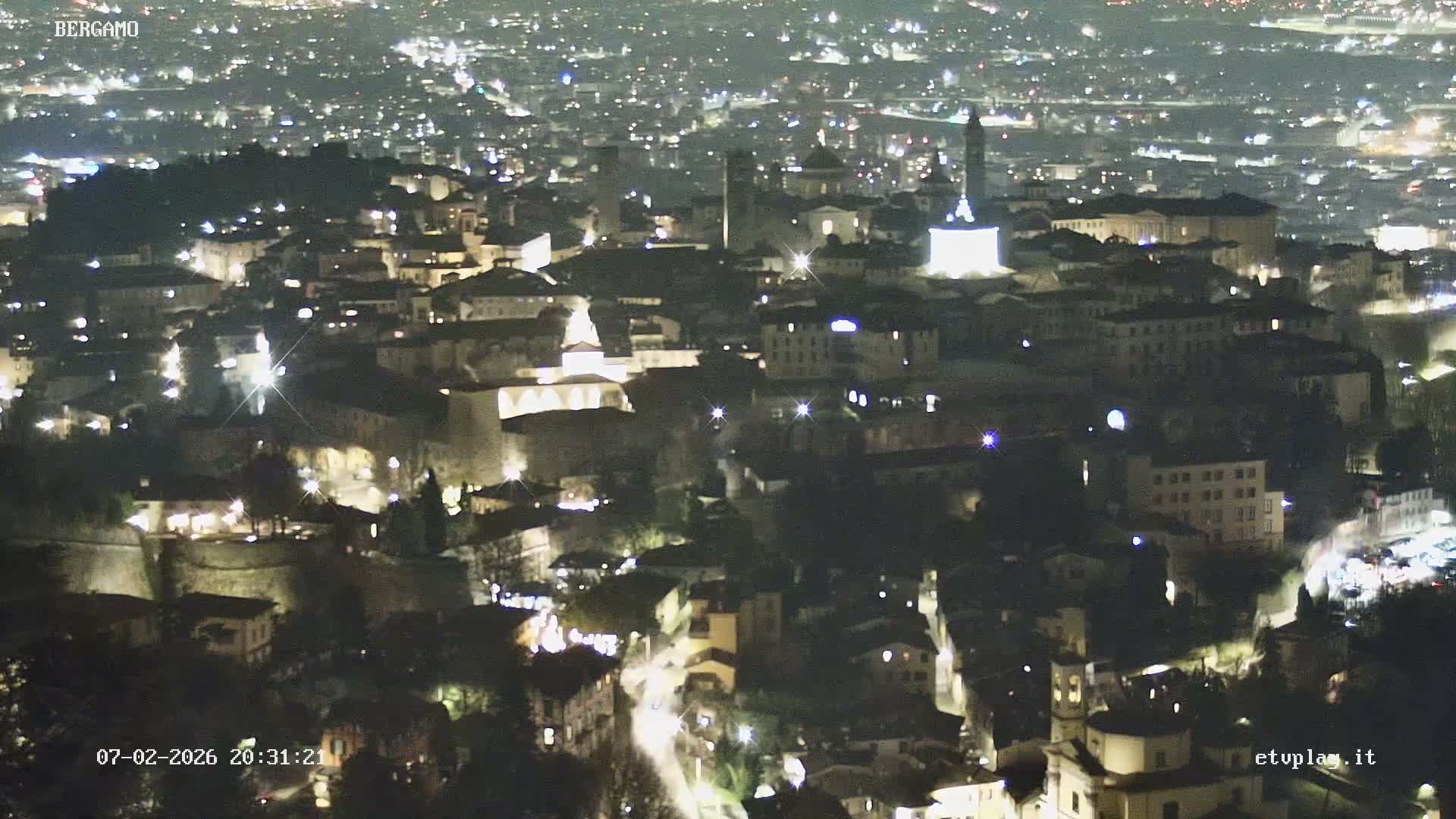 Bergamo City Skyline Live Cam - Bergamo,Lombardy, Italy