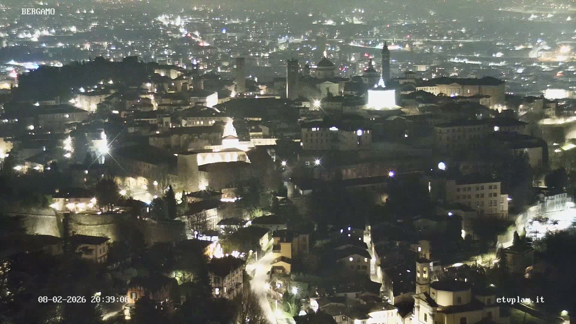 Bergamo City Skyline Live Cam - Bergamo,Lombardy, Italy