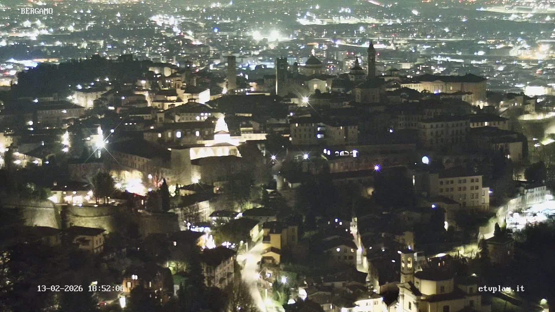 Bergamo City Skyline Live Cam - Bergamo,Lombardy, Italy