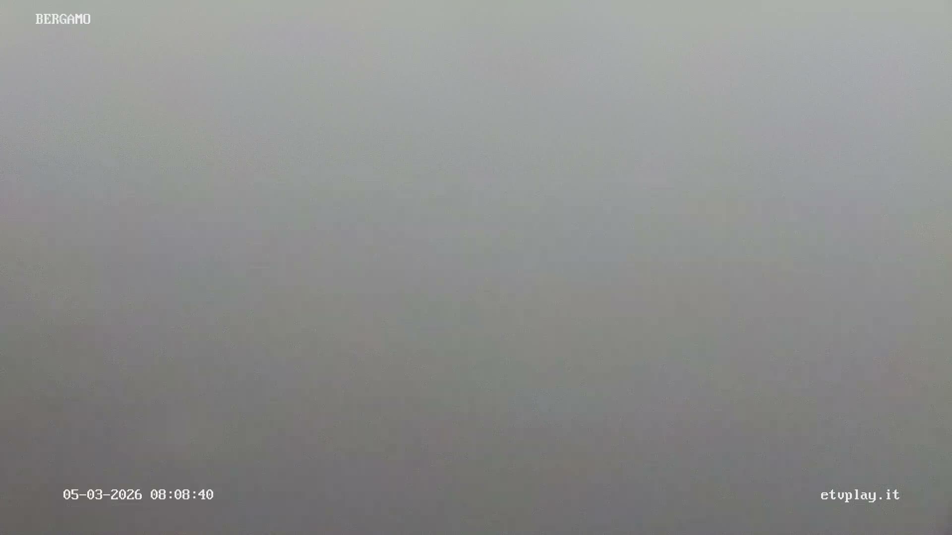 Bergamo City Skyline Live Cam - Bergamo,Lombardy, Italy