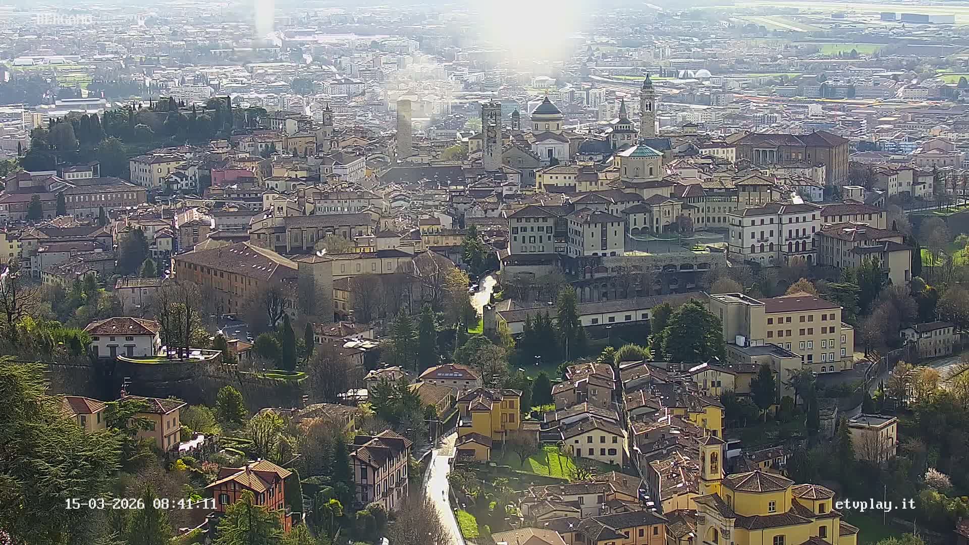 Bergamo City Skyline Live Cam - Bergamo,Lombardy, Italy
