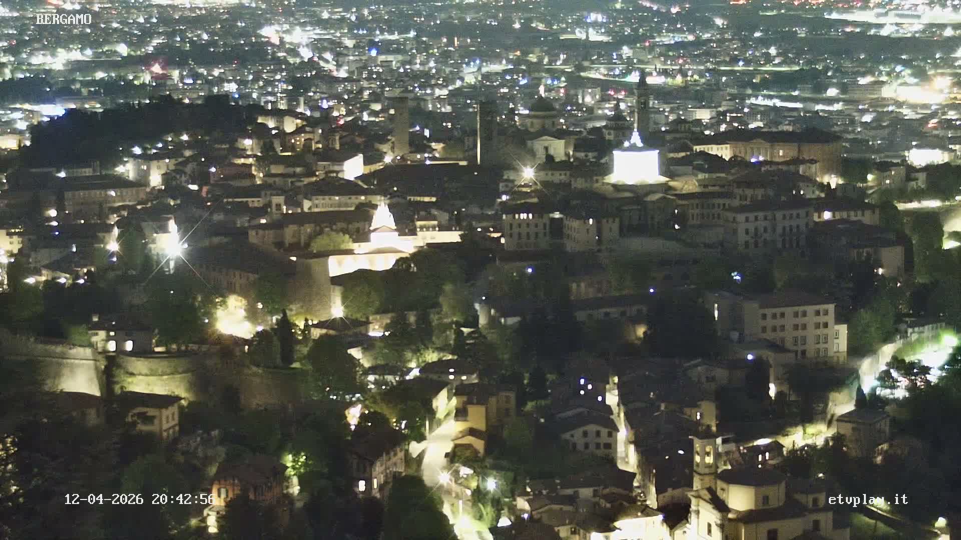 Bergamo City Skyline Live Cam - Bergamo,Lombardy, Italy