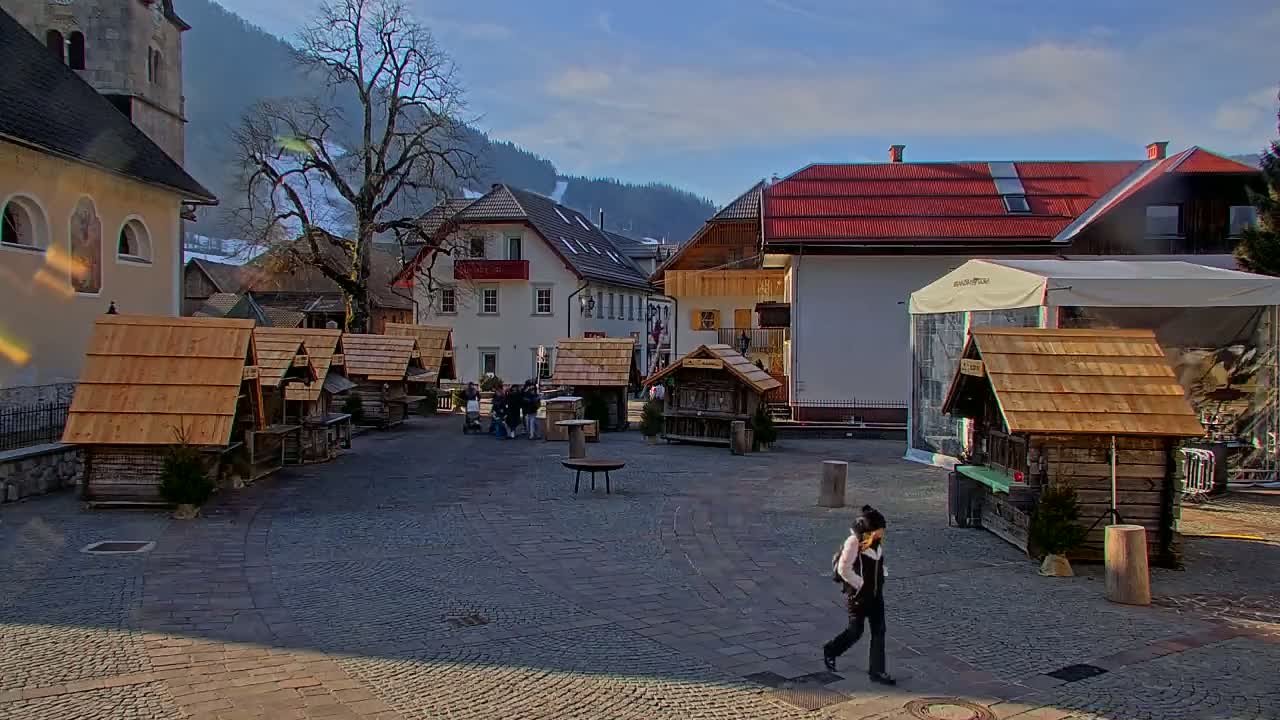 Kranjska Gora Town Center Live Cam - Jesenice, Gorenjska (Upper Carniola), Slovenia