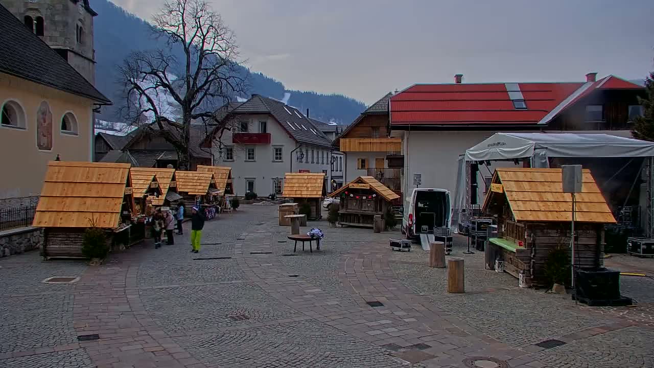 Kranjska Gora Town Center Live Cam - Jesenice, Gorenjska (Upper Carniola), Slovenia