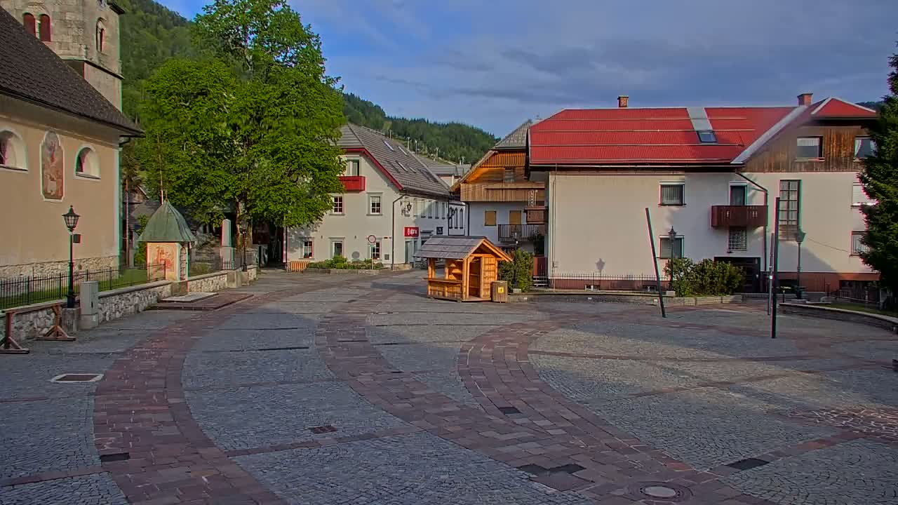 Kranjska Gora Town Center Live Cam - Jesenice, Gorenjska (Upper Carniola), Slovenia
