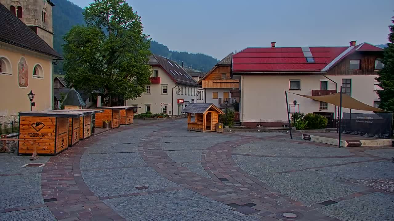 Kranjska Gora Town Center Live Cam - Jesenice, Gorenjska (Upper Carniola), Slovenia