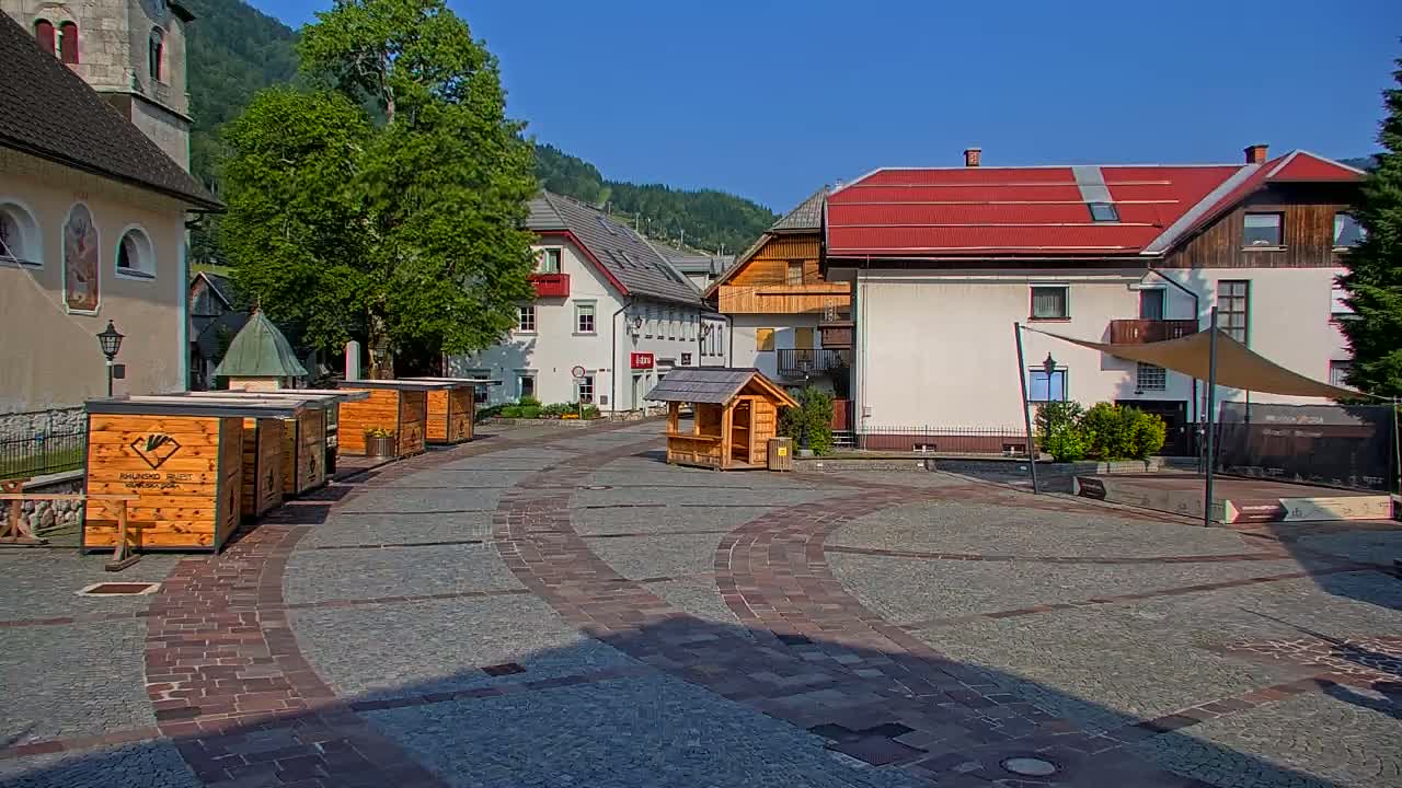 Kranjska Gora Town Center Live Cam - Jesenice, Gorenjska (Upper Carniola), Slovenia