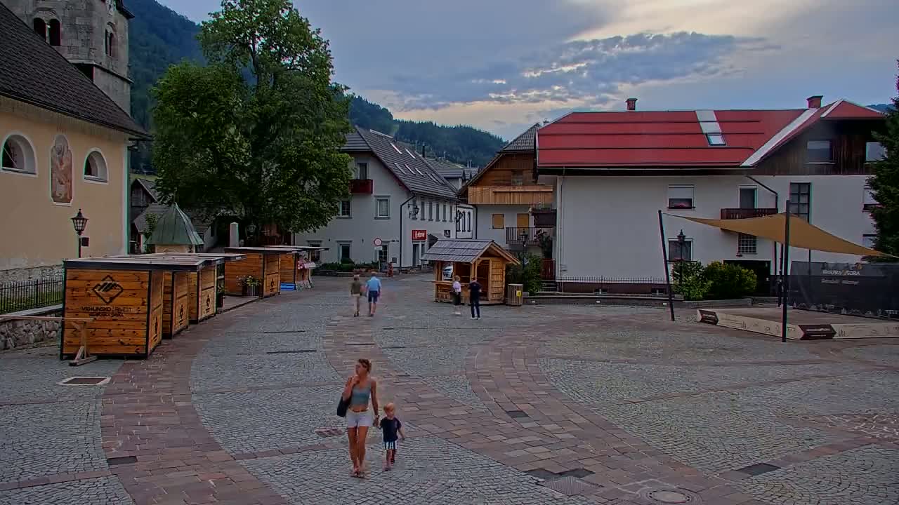 Kranjska Gora Town Center Live Cam - Jesenice, Gorenjska (Upper Carniola), Slovenia