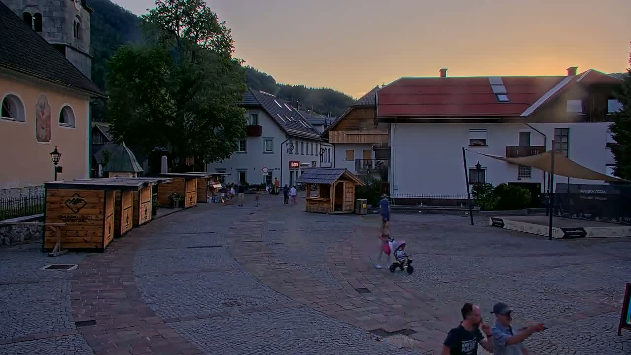 Kranjska Gora Town Center Live Cam - Jesenice, Gorenjska (Upper Carniola), Slovenia