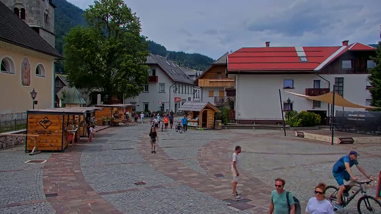 Kranjska Gora Town Center Live Cam - Jesenice, Gorenjska (Upper Carniola), Slovenia