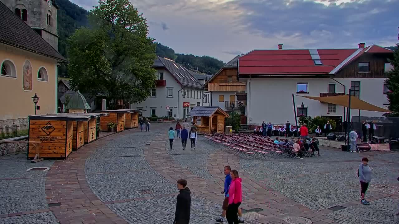 Kranjska Gora Town Center Live Cam - Jesenice, Gorenjska (Upper Carniola), Slovenia