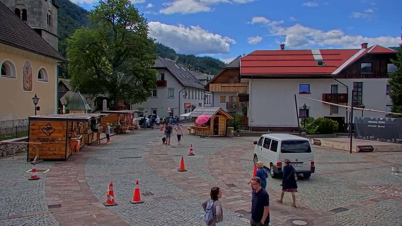 Kranjska Gora Town Center Live Cam - Jesenice, Gorenjska (Upper Carniola), Slovenia