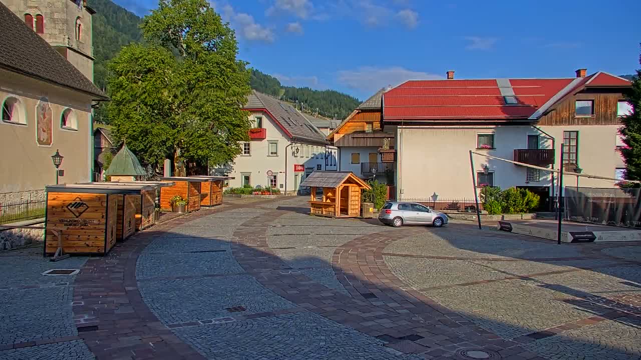 Kranjska Gora Town Center Live Cam - Jesenice, Gorenjska (Upper Carniola), Slovenia