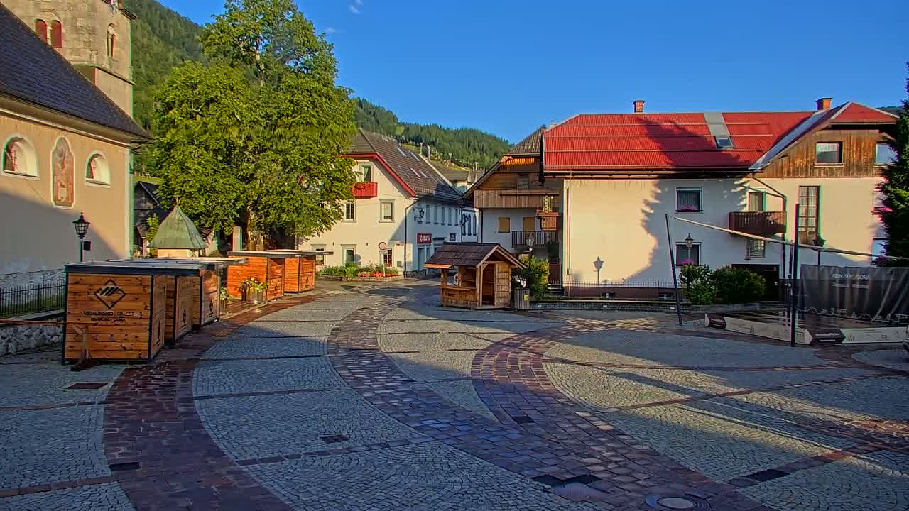 Kranjska Gora Town Center Live Cam - Jesenice, Gorenjska (Upper Carniola), Slovenia