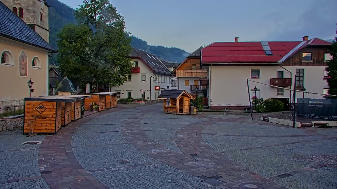 Kranjska Gora Town Center Live Cam - Jesenice, Gorenjska (Upper Carniola), Slovenia