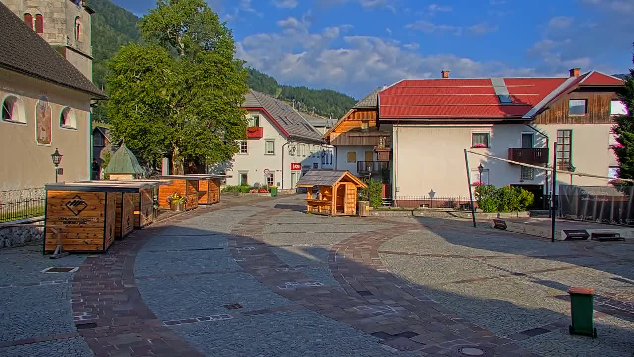 Kranjska Gora Town Center Live Cam - Jesenice, Gorenjska (Upper Carniola), Slovenia