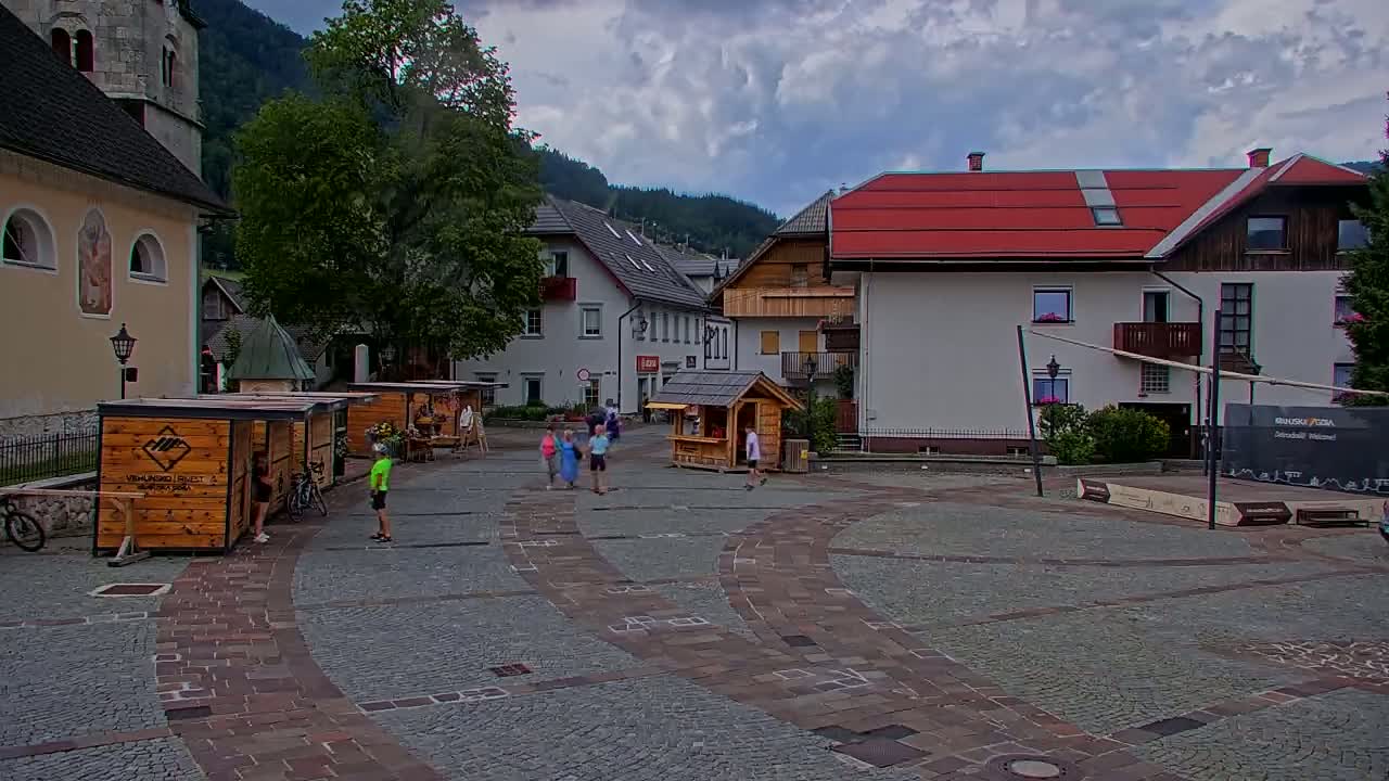 Kranjska Gora Town Center Live Cam - Jesenice, Gorenjska (Upper Carniola), Slovenia