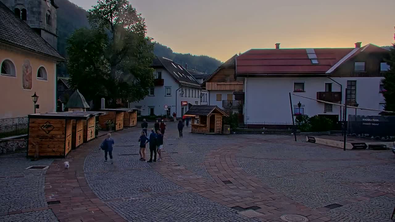 Kranjska Gora Town Center Live Cam - Jesenice, Gorenjska (Upper Carniola), Slovenia