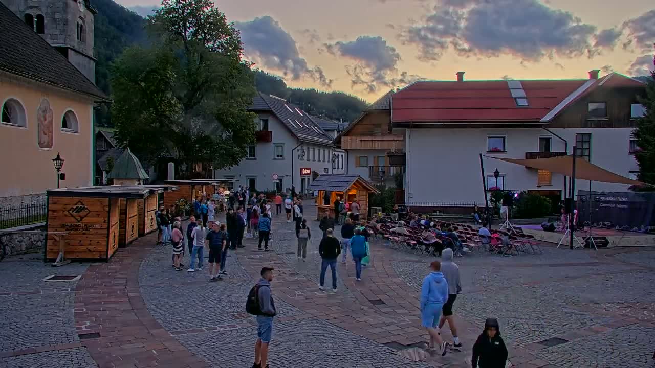 Kranjska Gora Town Center Live Cam - Jesenice, Gorenjska (Upper Carniola), Slovenia