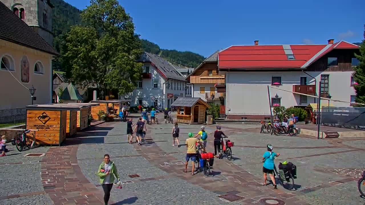 Kranjska Gora Town Center Live Cam - Jesenice, Gorenjska (Upper Carniola), Slovenia