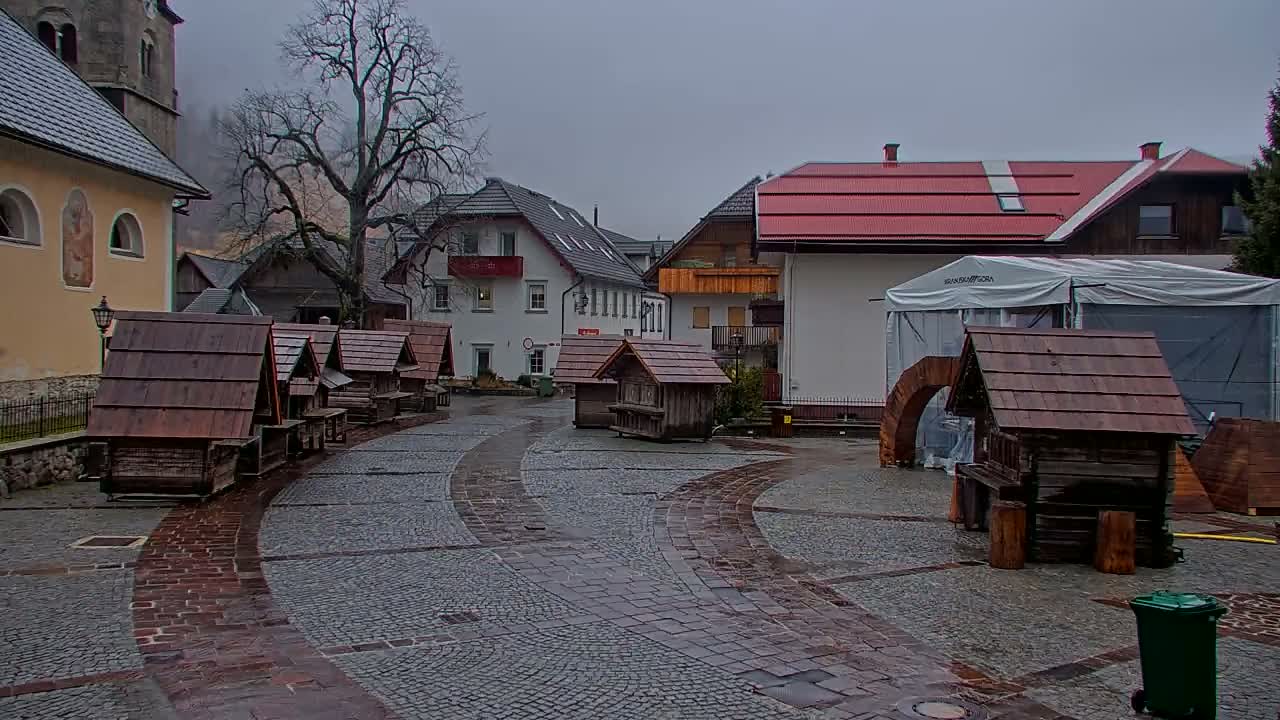 Kranjska Gora Town Center Live Cam - Jesenice, Gorenjska (Upper Carniola), Slovenia