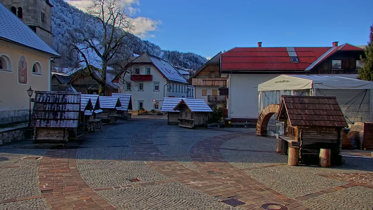 Kranjska Gora Town Center Live Cam - Jesenice, Gorenjska (Upper Carniola), Slovenia