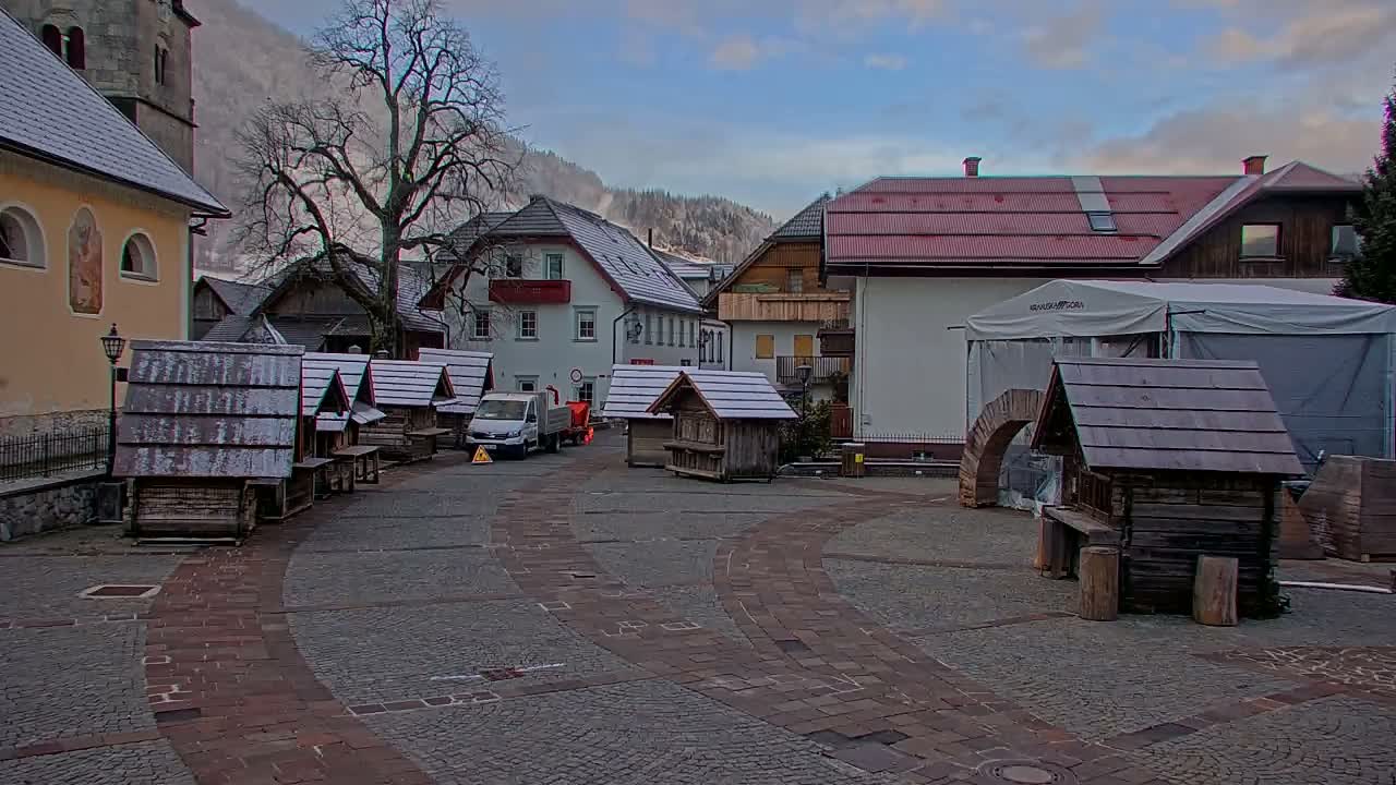 Kranjska Gora Town Center Live Cam - Jesenice, Gorenjska (Upper Carniola), Slovenia