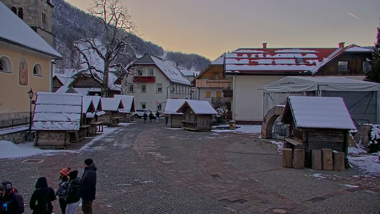 Kranjska Gora Town Center Live Cam - Jesenice, Gorenjska (Upper Carniola), Slovenia