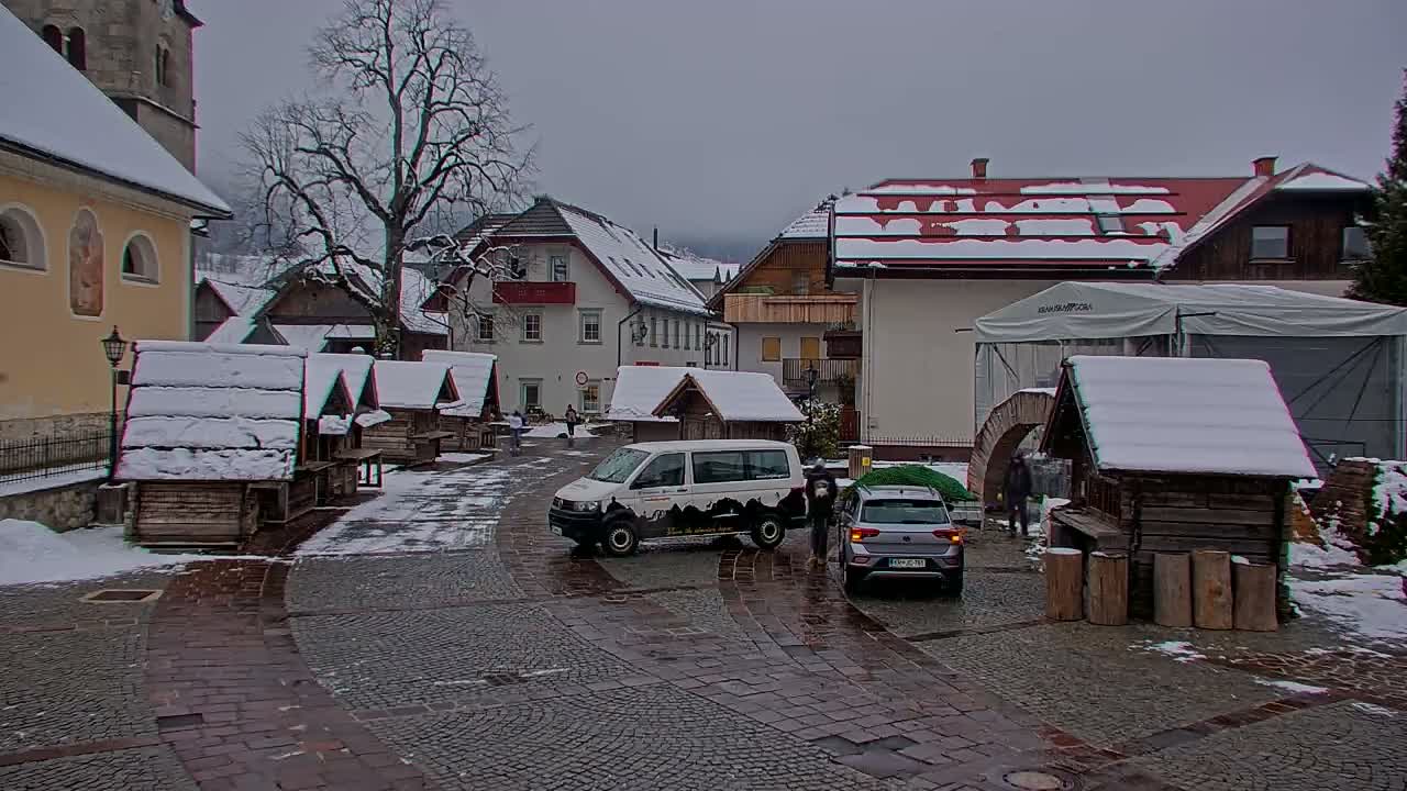Kranjska Gora Town Center Live Cam - Jesenice, Gorenjska (Upper Carniola), Slovenia