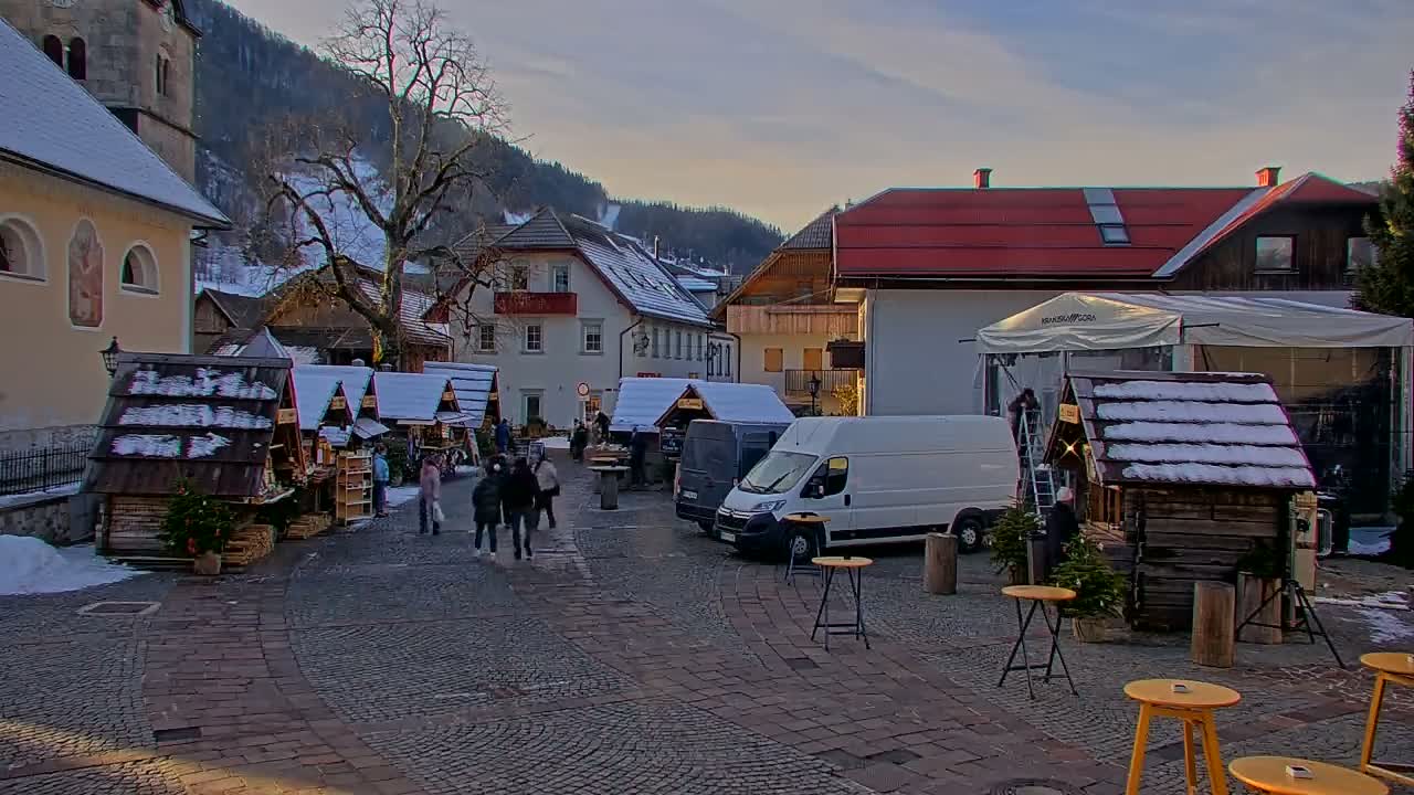 Kranjska Gora Town Center Live Cam - Jesenice, Gorenjska (Upper Carniola), Slovenia